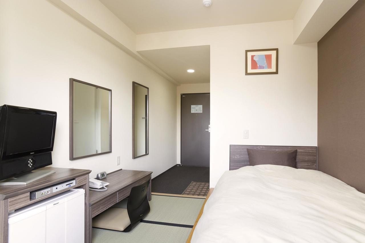 Quarto Individual com Piso em Tatame - Não Fumantes